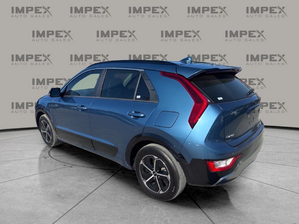 Used 2025 Kia Niro FWD image 3
