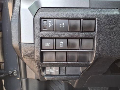 Certified 2026 Toyota Tacoma SR5 RWD image 21