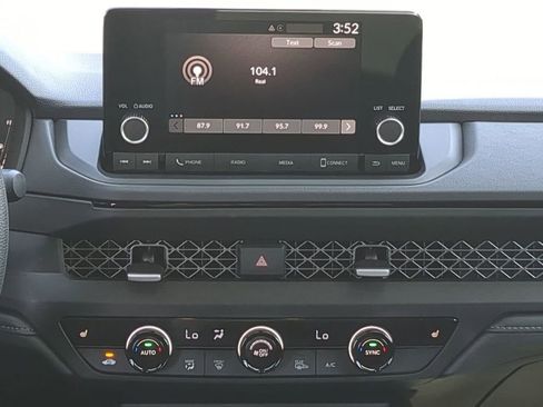 Certified 2025 Honda Accord SE image 16