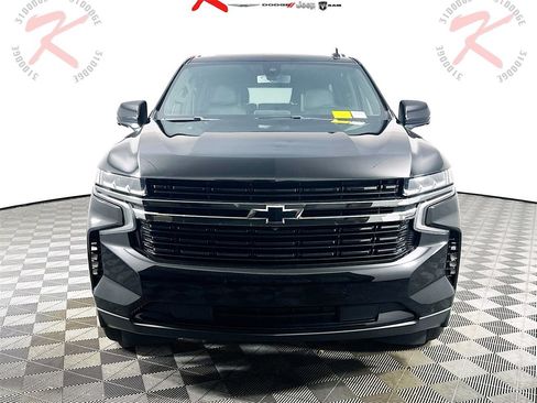 Used 2021 Chevrolet Suburban RST w/ Luxury Package image 2
