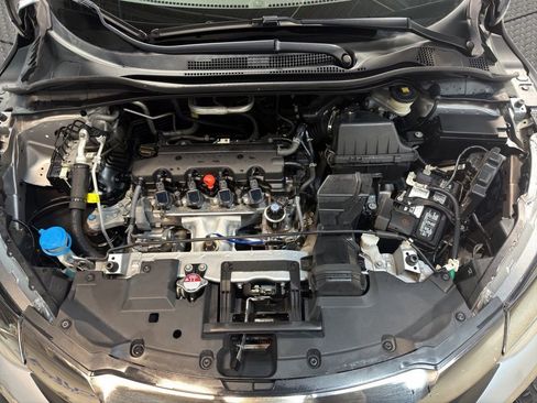 Used 2022 Honda HR-V EX image 30
