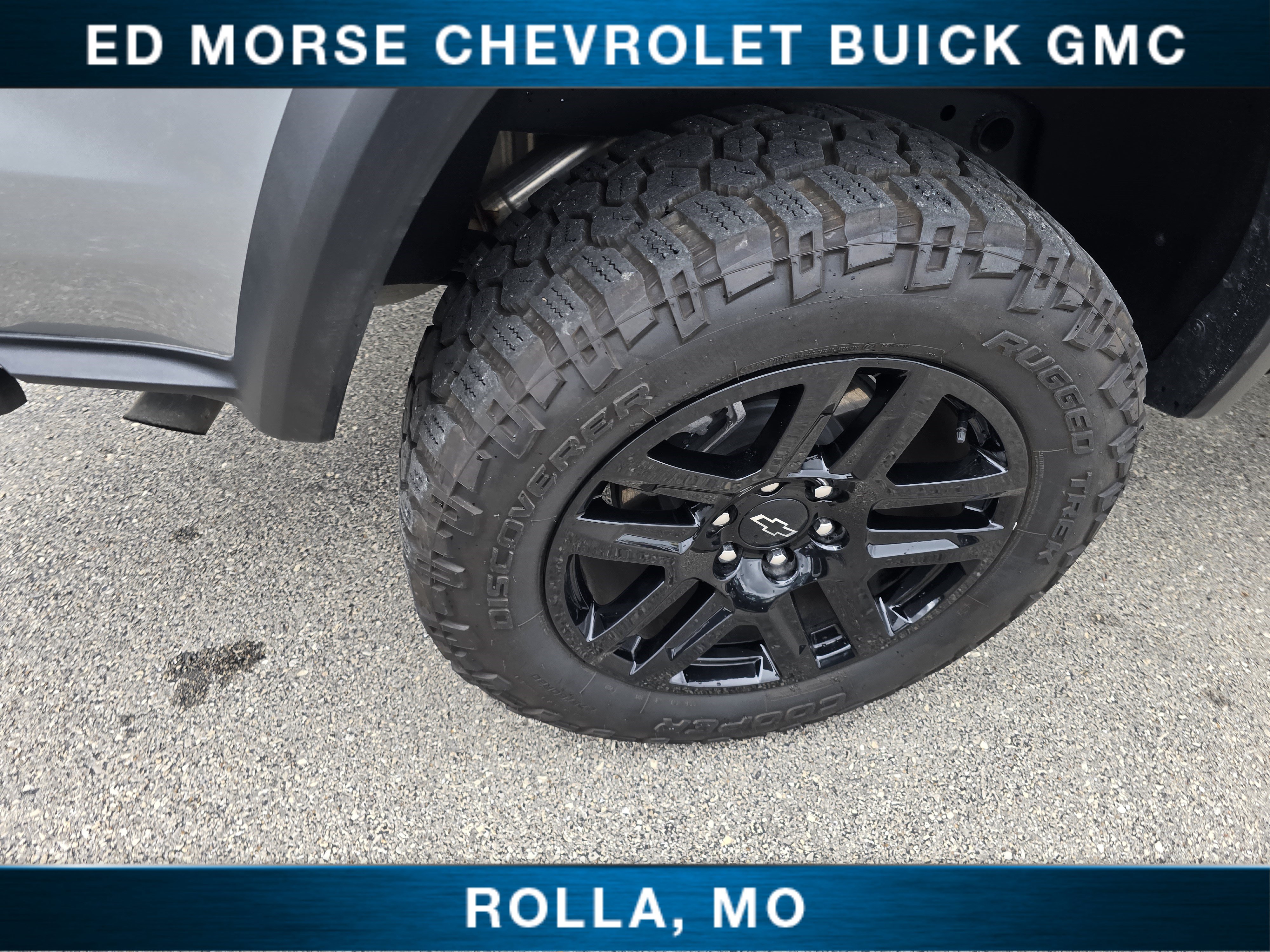 Certified 2023 Chevrolet Colorado Trail Boss w/ Advanced Trailering Package AWD/4WD image 11