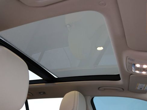 Used 2023 Mercedes-Benz GLS 450 4MATIC image 46