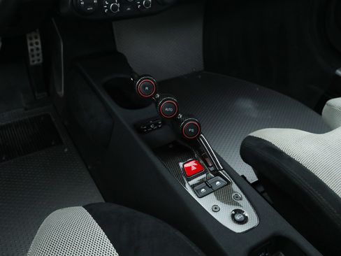 Certified 2015 Ferrari 458 Speciale Coupe image 34