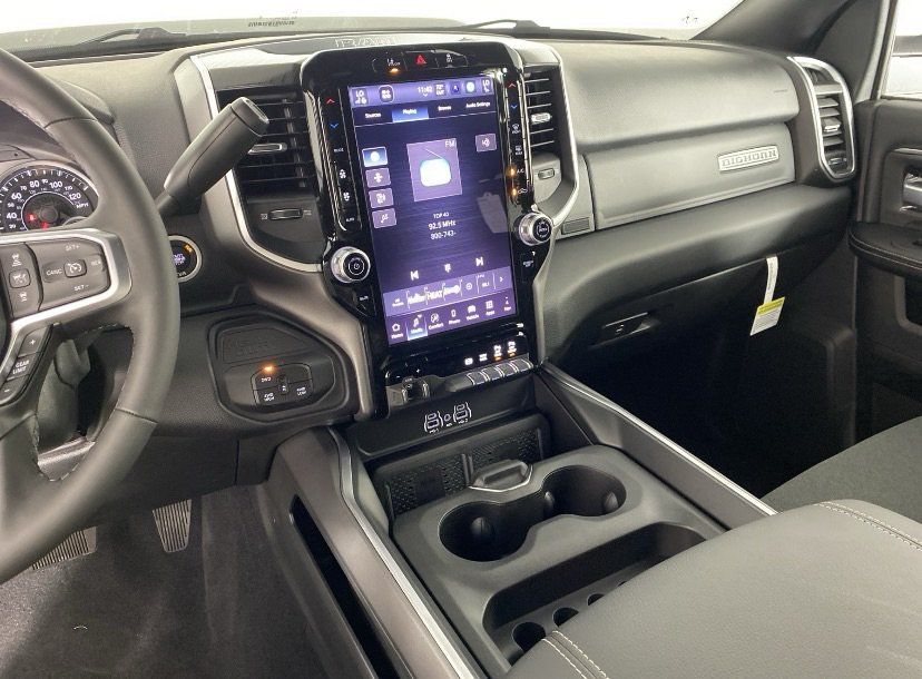 New 2027 RAM 3500 Big Horn AWD/4WD image 22