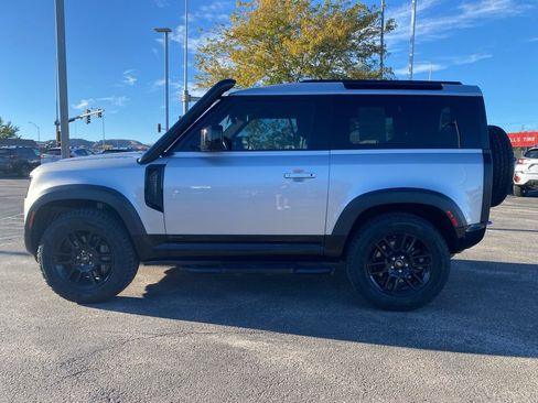 Used 2021 Land Rover Defender 90 X-Dynamic S image 4