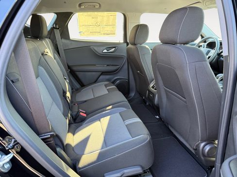 New 2026 Chevrolet Blazer LT w/ Midnight/Sport Edition FWD image 18