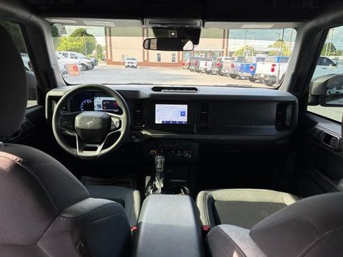 Used 2023 Ford Bronco 4-Door w/ Sasquatch Package AWD/4WD image 14