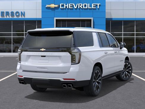 New 2026 Chevrolet Suburban High Country AWD/4WD image 5