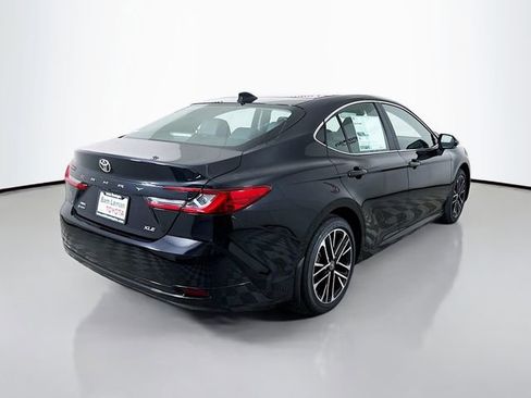 New 2026 Toyota Camry XLE AWD/4WD image 7