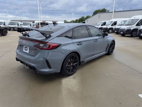 Used 2025 Honda Civic Type R image 7