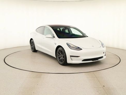 Used 2018 Tesla Model 3 Long Range AWD/4WD image 9