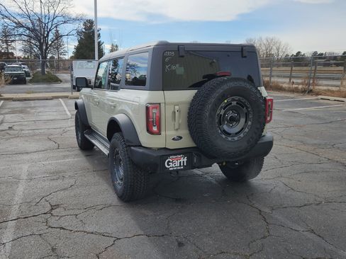 New 2025 Ford Bronco Outer Banks w/ Sasquatch Package image 9
