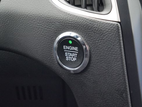 Certified 2024 Ford Edge SEL w/ Convenience Package image 18