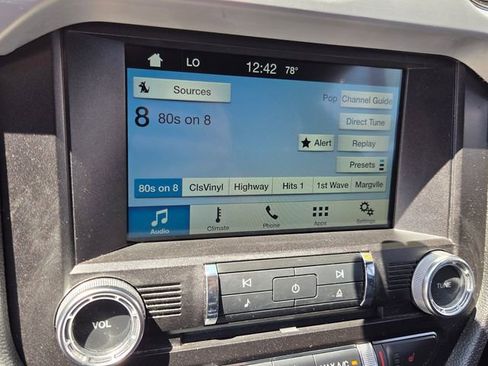 Used 2016 Ford Mustang Premium image 22