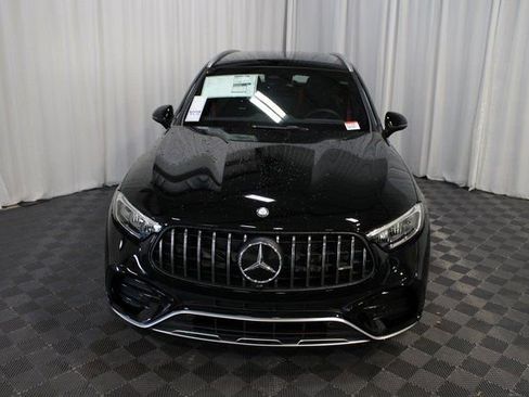 New 2025 Mercedes-Benz GLC 43 AMG 4MATIC image 2