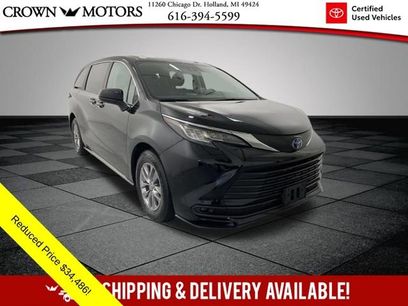 Certified 2022 Toyota Sienna LE