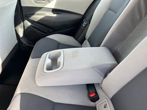 Used 2024 Toyota Corolla LE w/ LE Convenience Package image 23