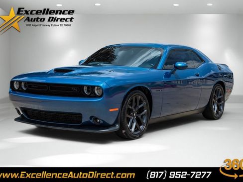 Used 2021 Dodge Challenger R/T w/ Blacktop Package RWD image 1