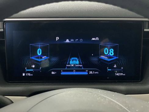 Used 2023 Hyundai Tucson Limited image 11