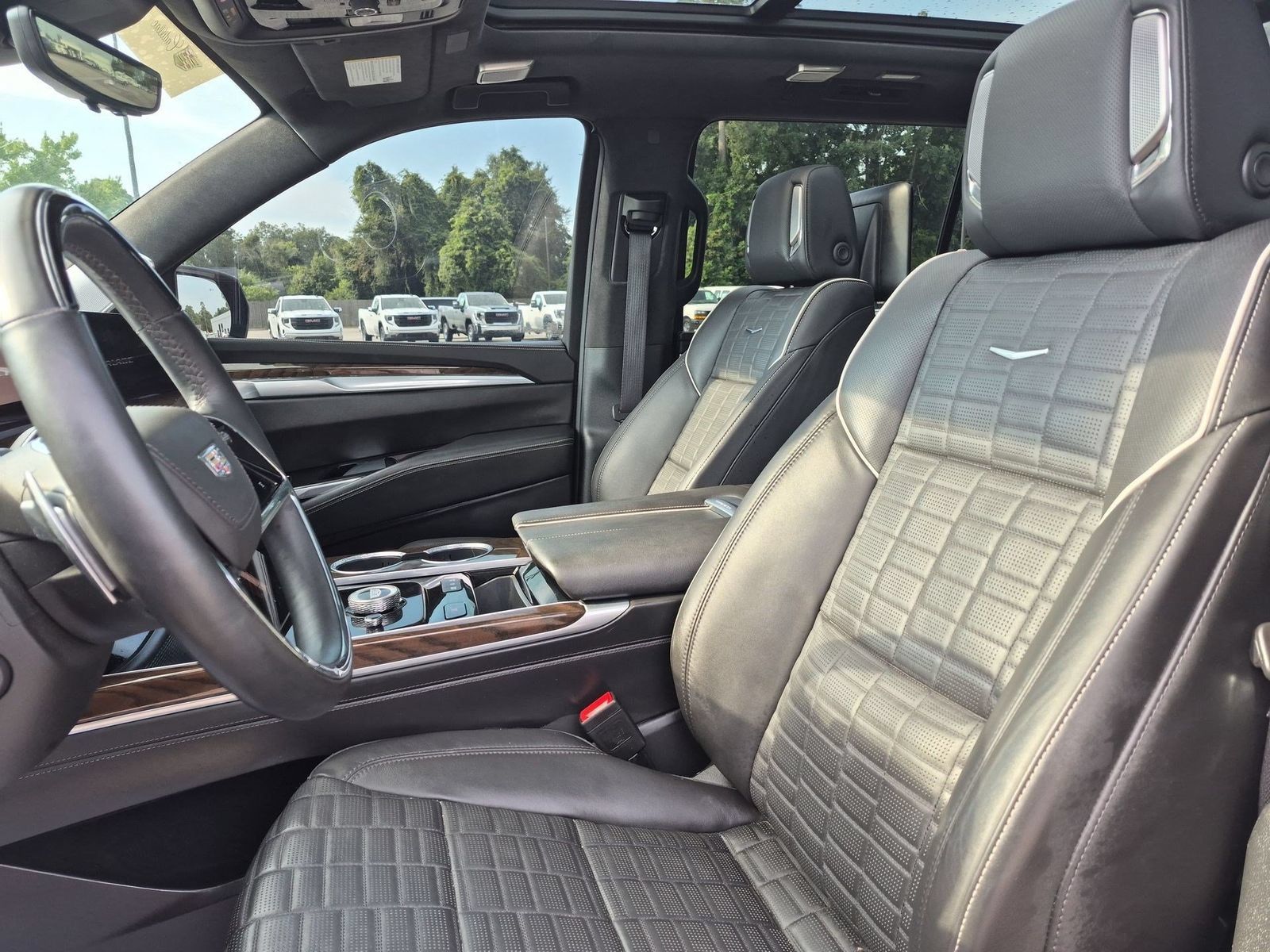 Certified 2025 Cadillac Escalade ESV Sport Platinum AWD/4WD image 20