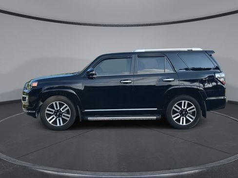 Used 2024 Toyota 4Runner Limited RWD image 5
