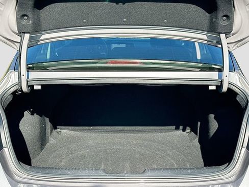 Used 2024 Hyundai Elantra SEL image 24