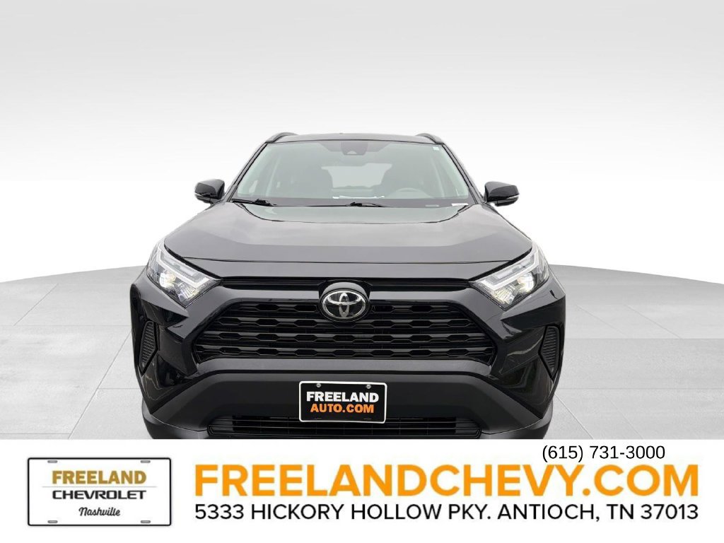 Used 2023 Toyota RAV4 XLE AWD/4WD image 9