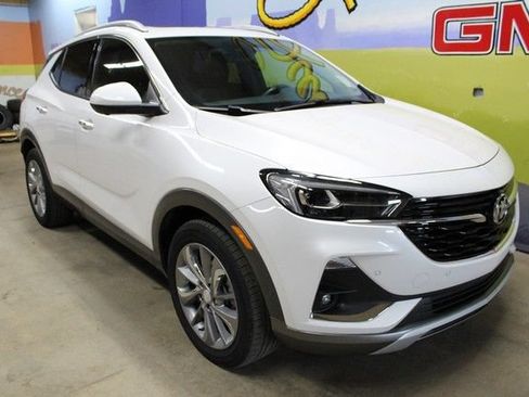 Certified 2023 Buick Encore GX Essence w/ Advanced Technology Package FWD image 4