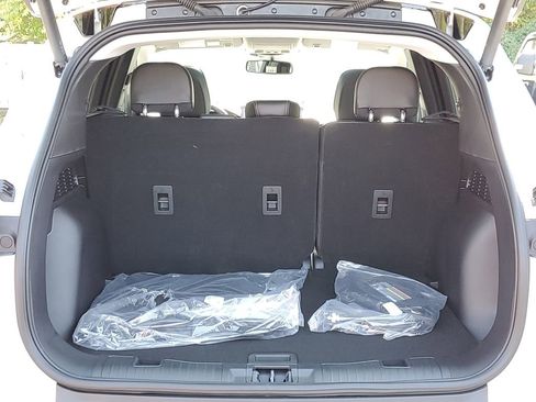 New 2025 Ford Escape SE w/ PHEV Premium Package image 30