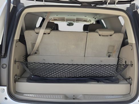 Used 2015 Chevrolet Tahoe LT RWD image 13
