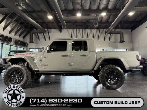 Used 2022 Jeep Gladiator Rubicon w/ LED Lighting Group AWD/4WD image 10