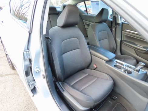 Used 2022 Nissan Altima 2.5 SV image 15