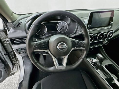 Used 2020 Nissan Sentra SV w/ Lighting Package FWD image 11