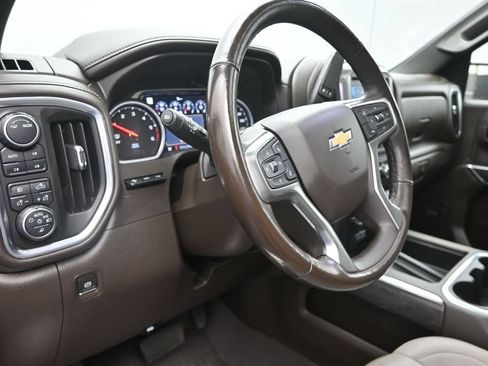 Used 2021 Chevrolet Silverado 1500 LTZ w/ LTZ Premium Package AWD/4WD image 12