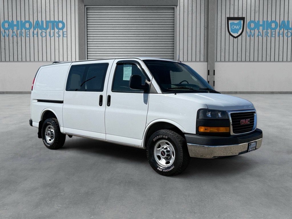 Used 2018 GMC Savana 2500 w/ Driver Convenience Package RWD image 3