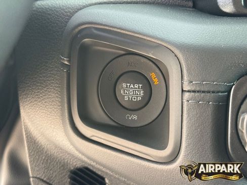 New 2026 Jeep Wrangler Unlimited Rubicon w/ Safety Group AWD/4WD image 18