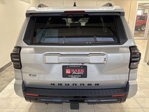 New 2026 Toyota 4Runner TRD Sport AWD/4WD image 3