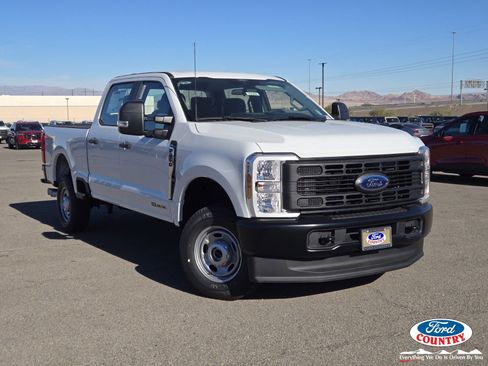 New 2026 Ford F250 XL image 1
