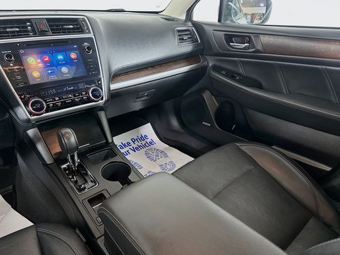 Used 2019 Subaru Outback 3.6R Limited AWD/4WD image 24