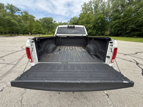 Used 2016 RAM 2500 Laramie AWD/4WD image 7