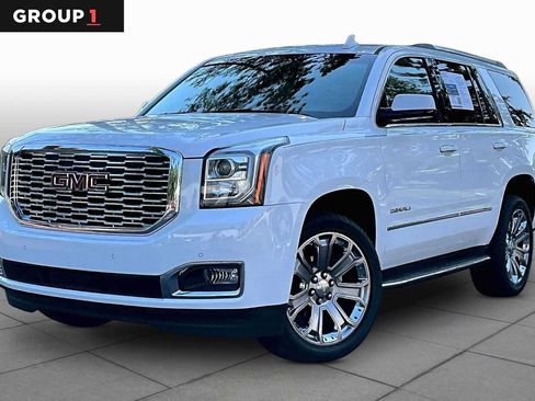 Used 2018 GMC Yukon Denali RWD image 1