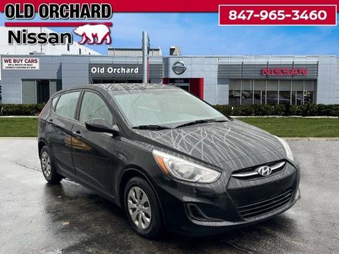 Used 2016 Hyundai Accent SE image 3