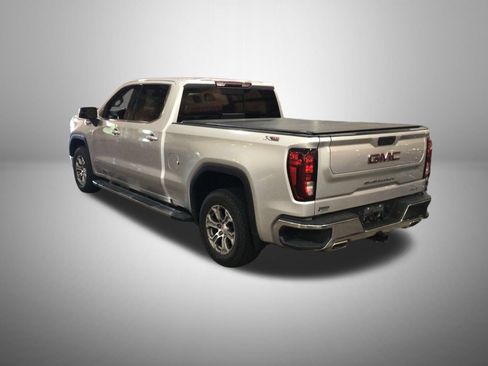 Used 2021 GMC Sierra 1500 SLE w/ X31 Off-Road Package AWD/4WD image 3