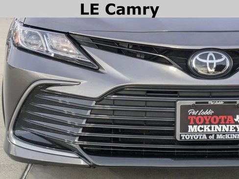 Used 2024 Toyota Camry LE image 3