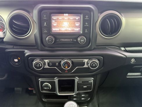 Used 2020 Jeep Wrangler Unlimited Sport image 56