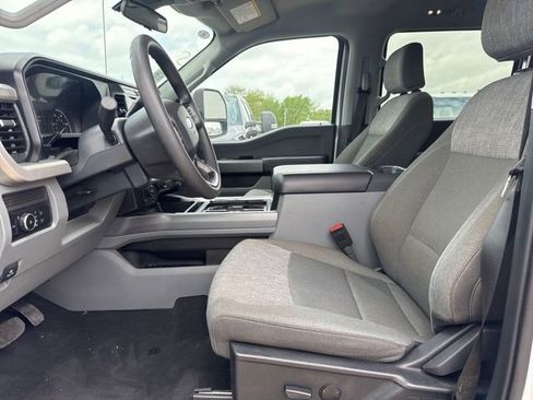 Used 2025 Ford F250 XLT w/ FX4 Off-Road Package image 2
