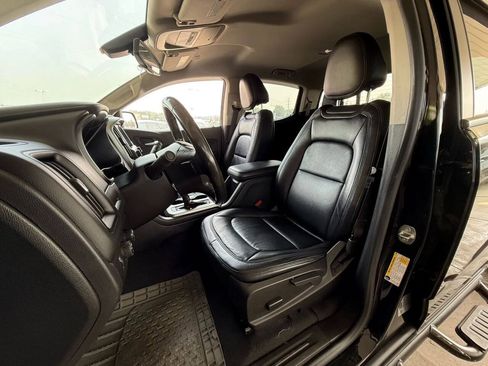 Used 2019 Chevrolet Colorado LT w/ Redline Special Edition AWD/4WD image 29