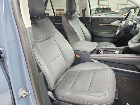 New 2026 Ford Explorer Active w/ Active Comfort Package RWD image 37