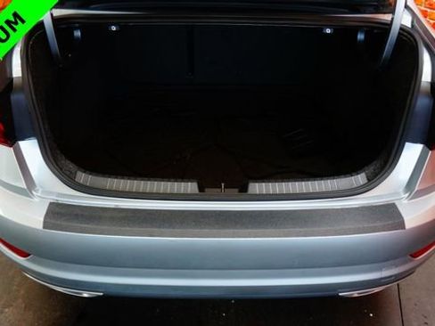 Used 2020 Volkswagen Jetta SEL Premium image 44